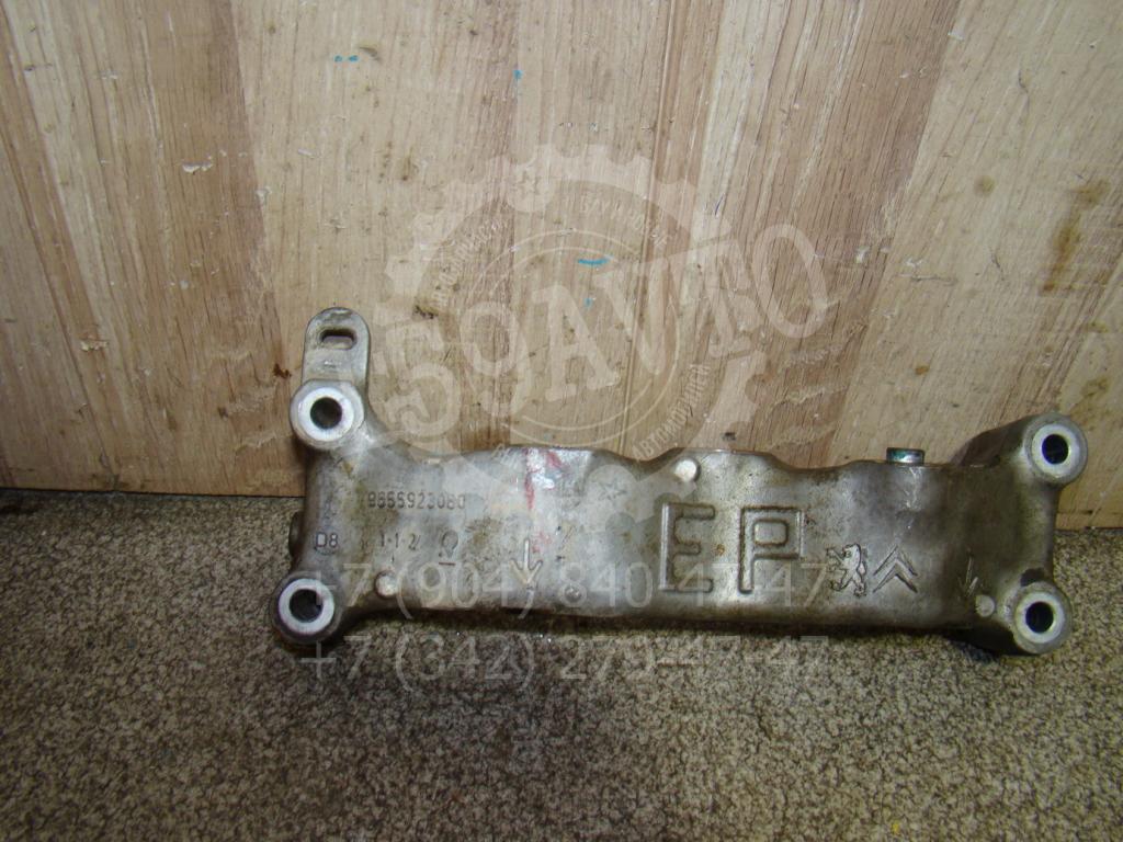 Кронштейн двигателя правый, 500 рублей, Пермь