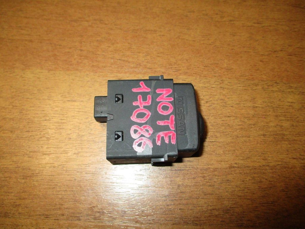 Кнопка корректора фар, 500 рублей, Пермь