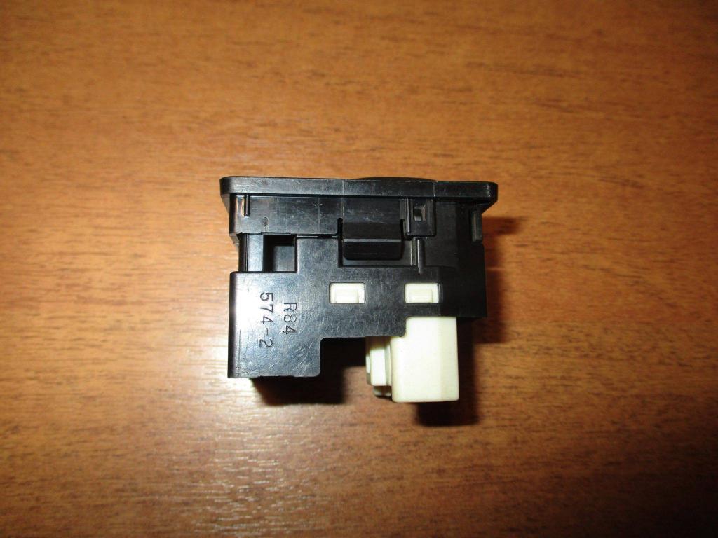 Переключатель регулировки зеркала, 500 рублей, Пермь