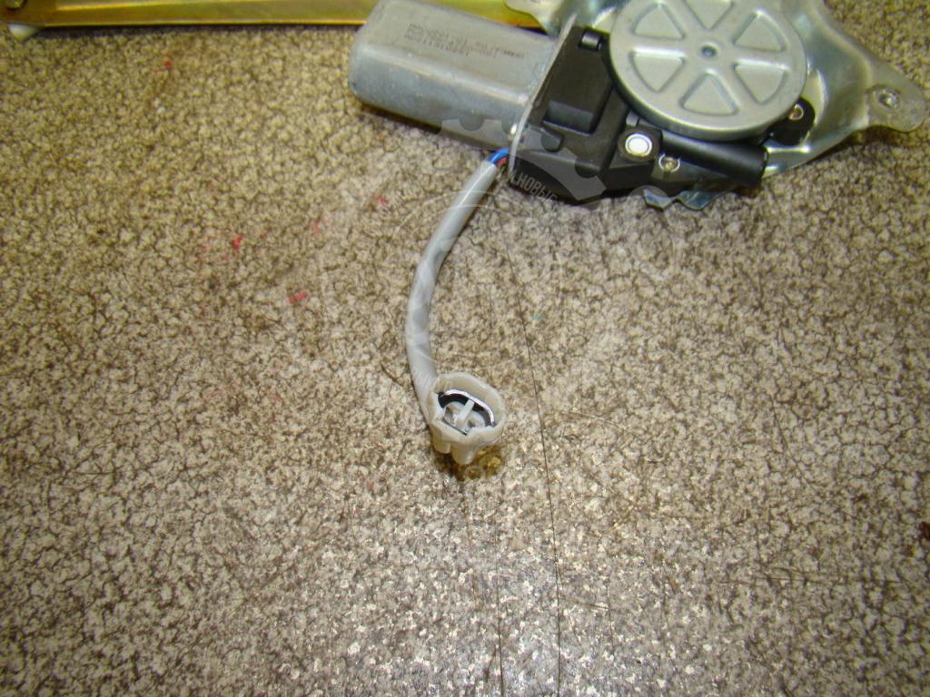 Стеклоподъемник задний левый, 1000 рублей, Пермь