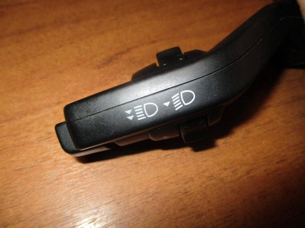 Переключатель поворотов подрулевой, 500 рублей, Пермь