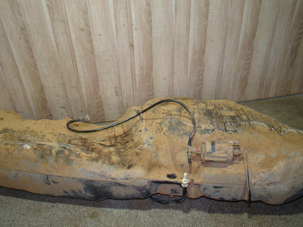 Бак топливный, 1000 рублей, Пермь