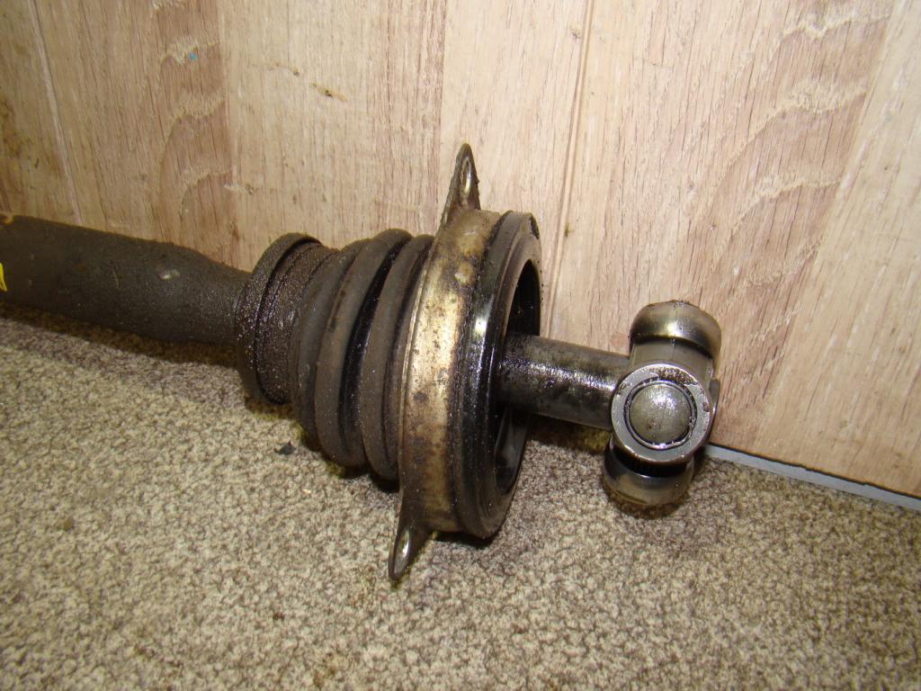 Полуось передняя левая, 4000 рублей, Пермь