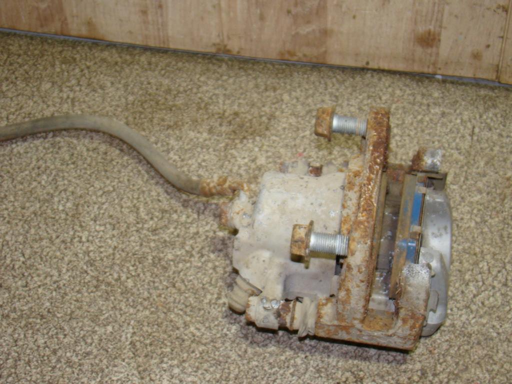 Суппорт задний правый, 2000 рублей, Пермь