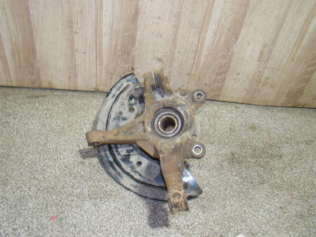 Кулак поворотный передний правый, 3500 рублей, Пермь