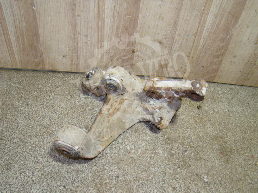 Кулак поворотный задний правый, 1000 рублей, Пермь