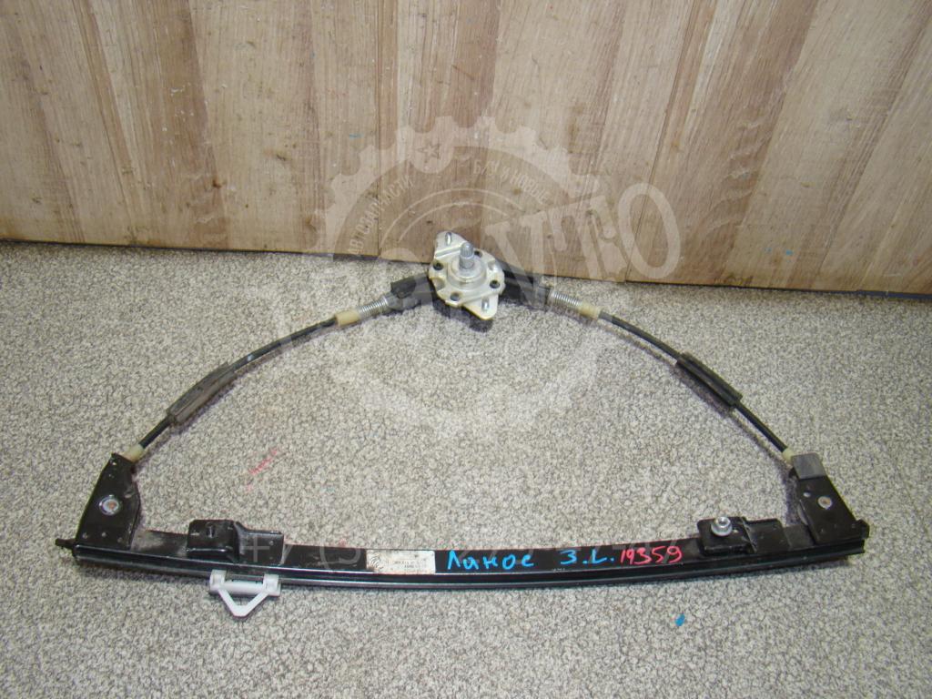 Стеклоподъемник механический задний левый, 500 рублей, Пермь