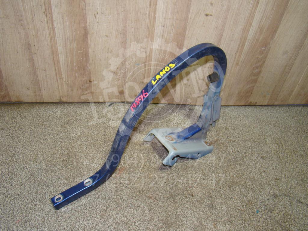 Петля крышки багажника, 500 рублей, Пермь