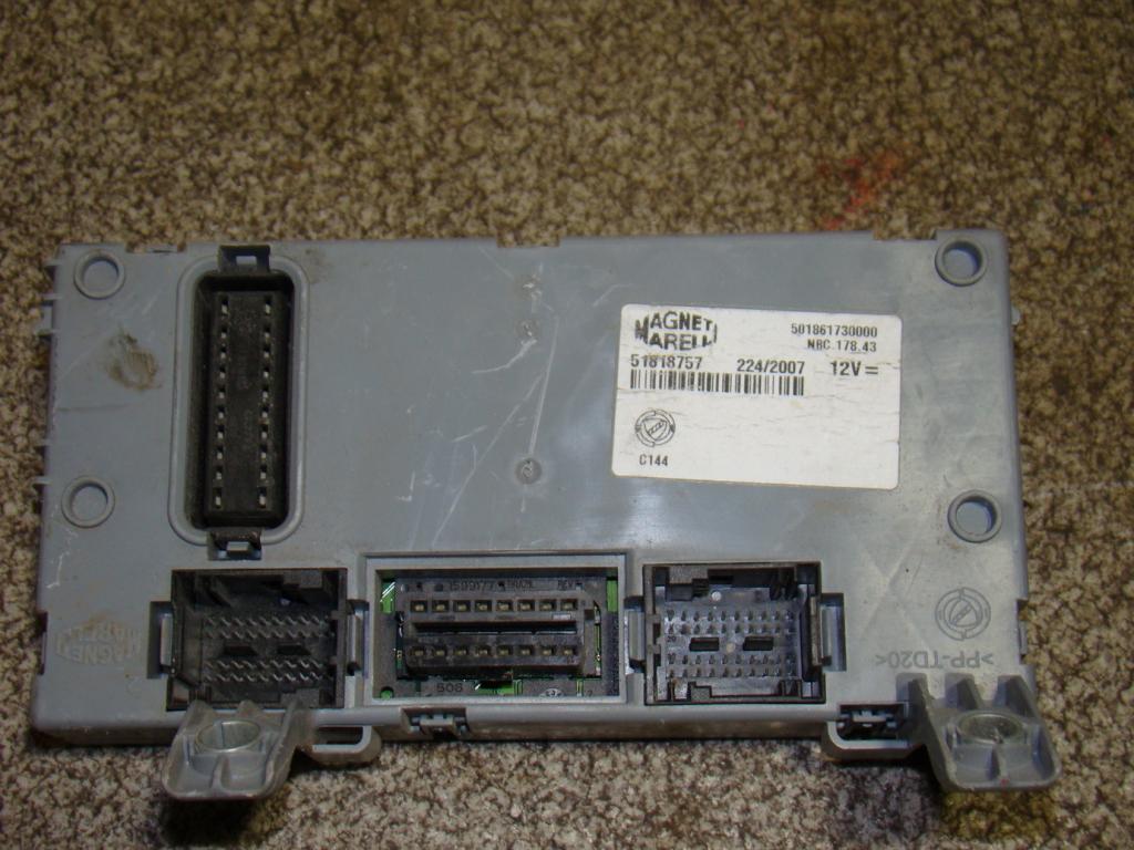 Блок электронный, 2000 рублей, Пермь