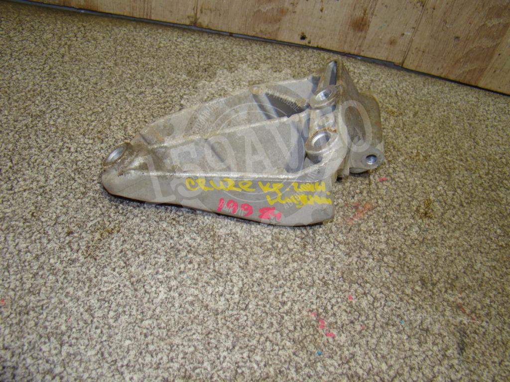 Кронштейн генератора, 500 рублей, Пермь