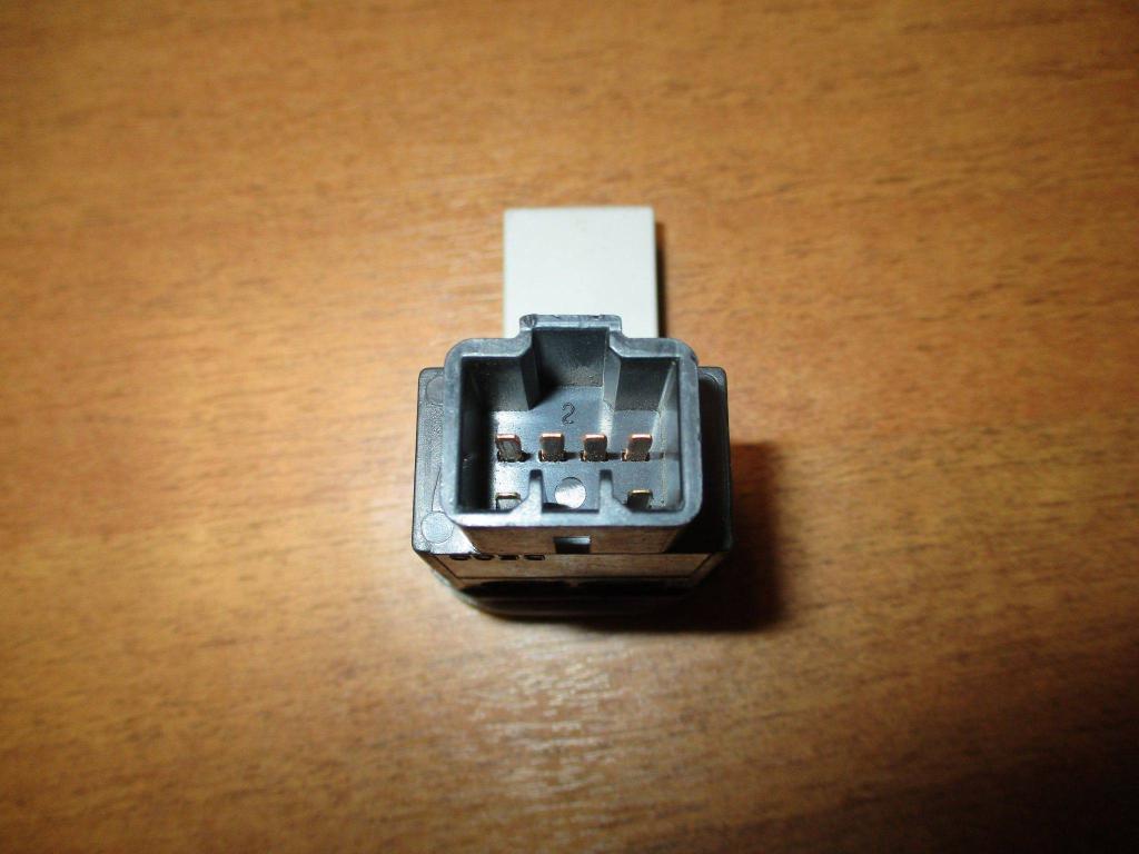 Кнопка обогрева заднего стекла, 500 рублей, Пермь