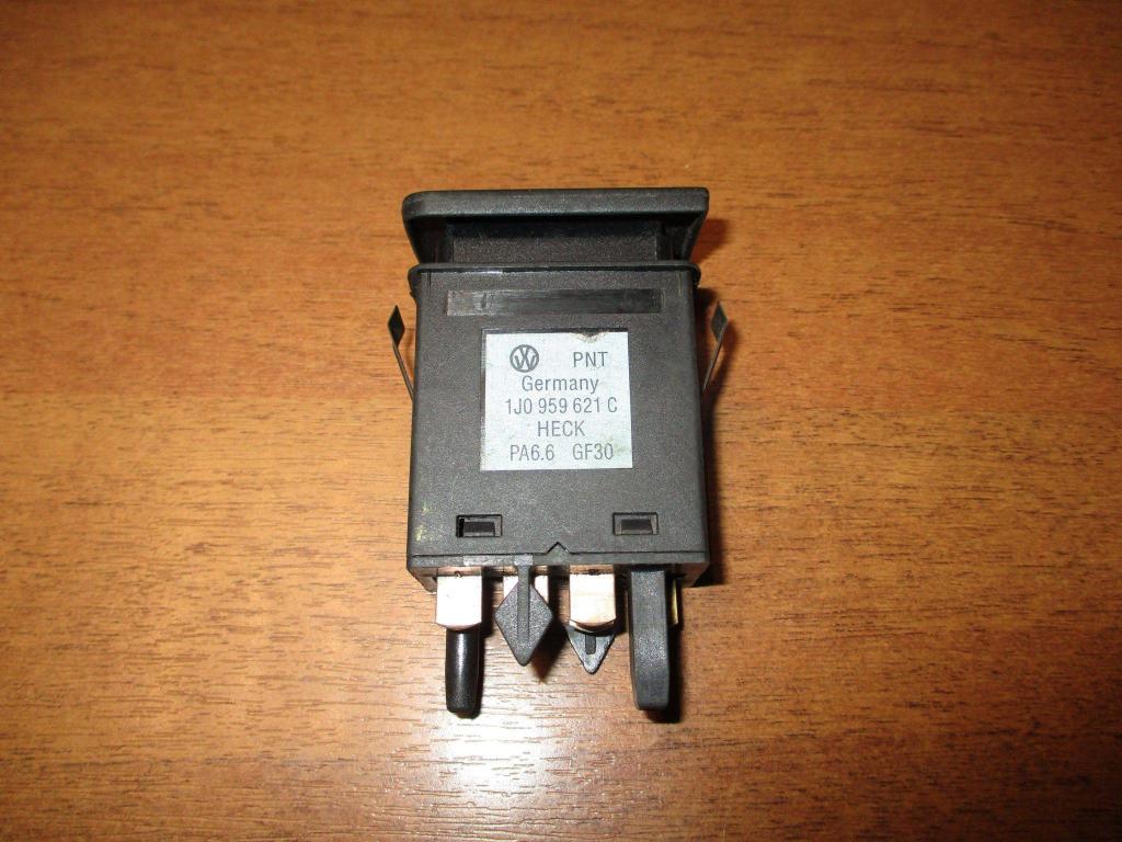 Кнопка обогрева заднего стекла, 500 рублей, Пермь