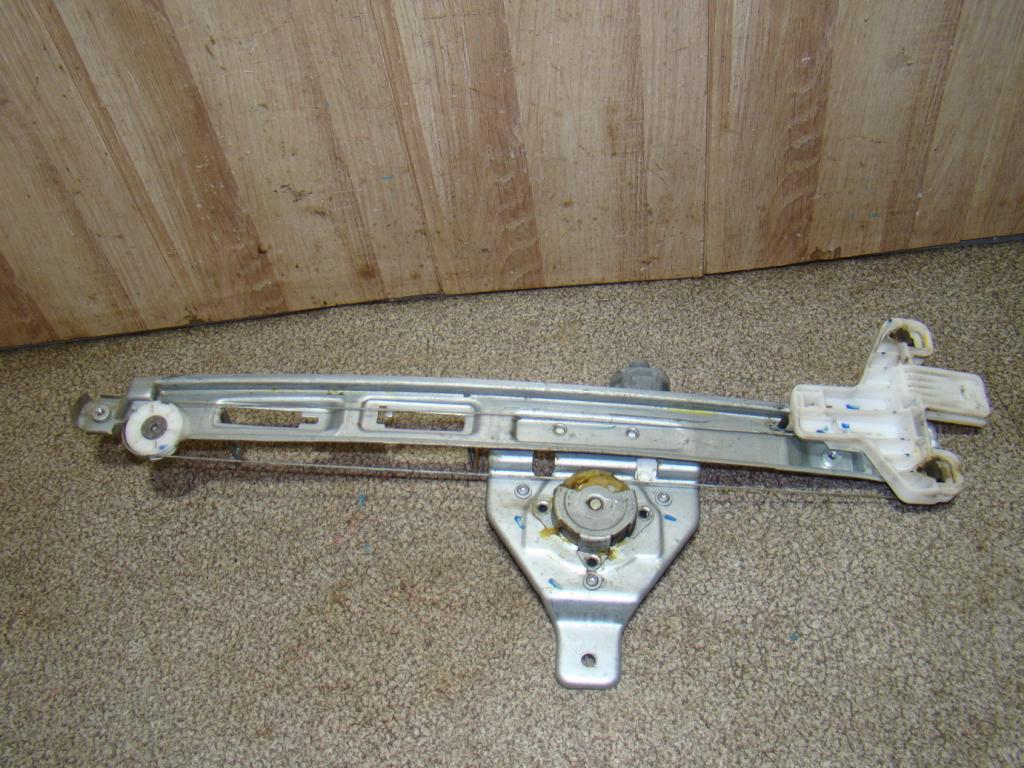 Стеклоподъемник задний правый, 1000 рублей, Пермь