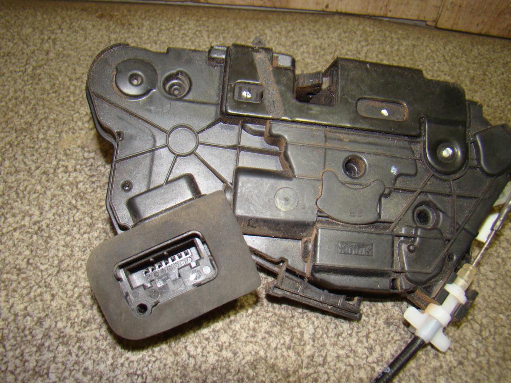 Замок двери передней правой, 2000 рублей, Пермь