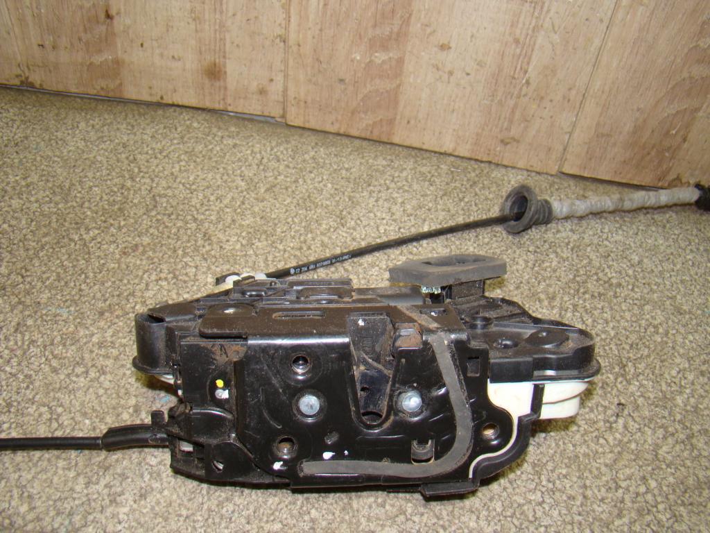 Замок двери передней правой, 2000 рублей, Пермь