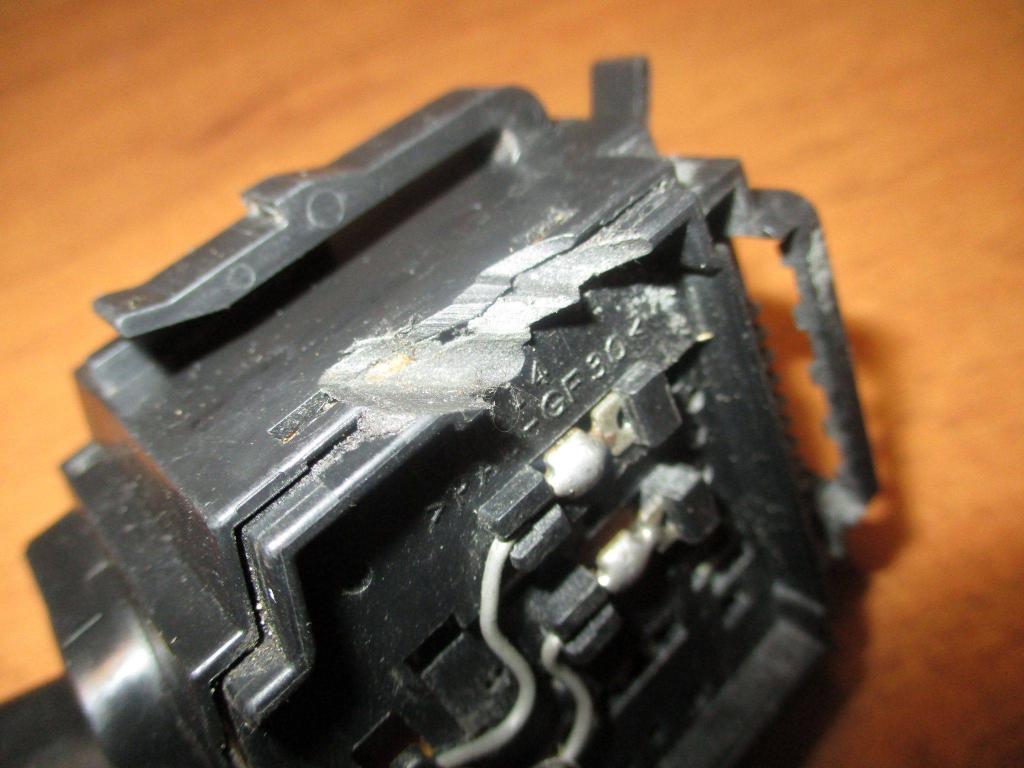 Переключатель стеклоочистителей, 1000 рублей, Пермь