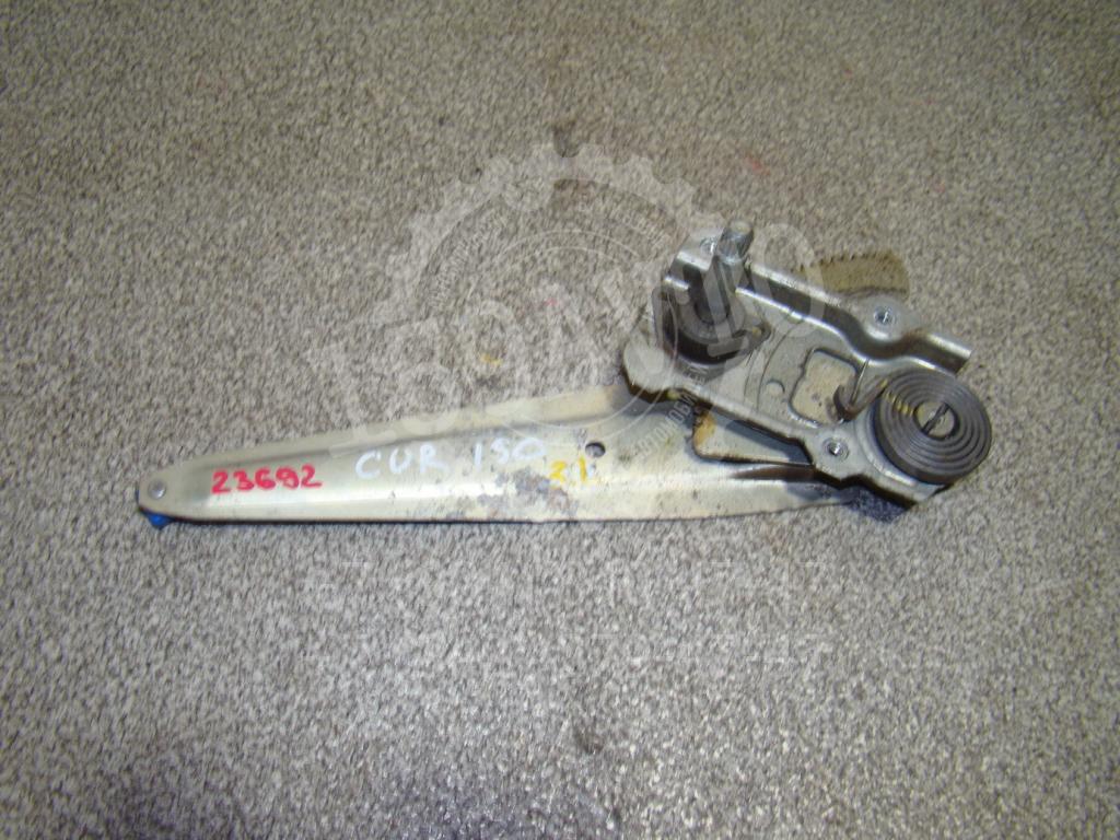 Стеклоподъемник механический задний левый, 550 рублей, Пермь