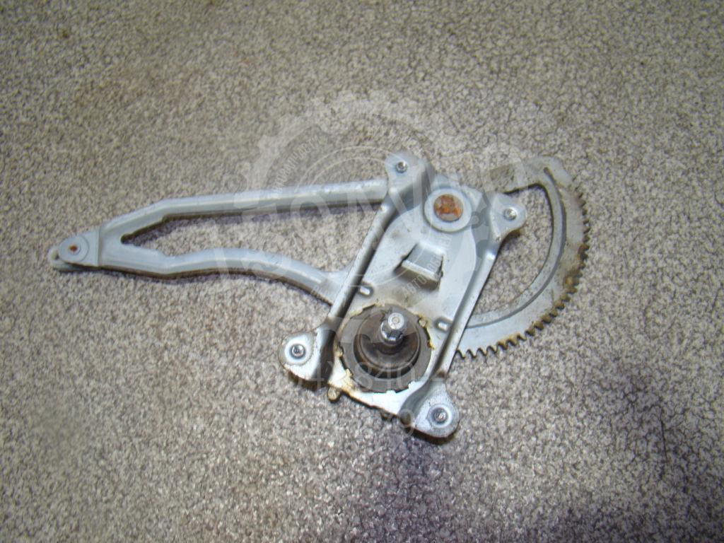 Стеклоподъемник механический задний левый, 500 рублей, Пермь