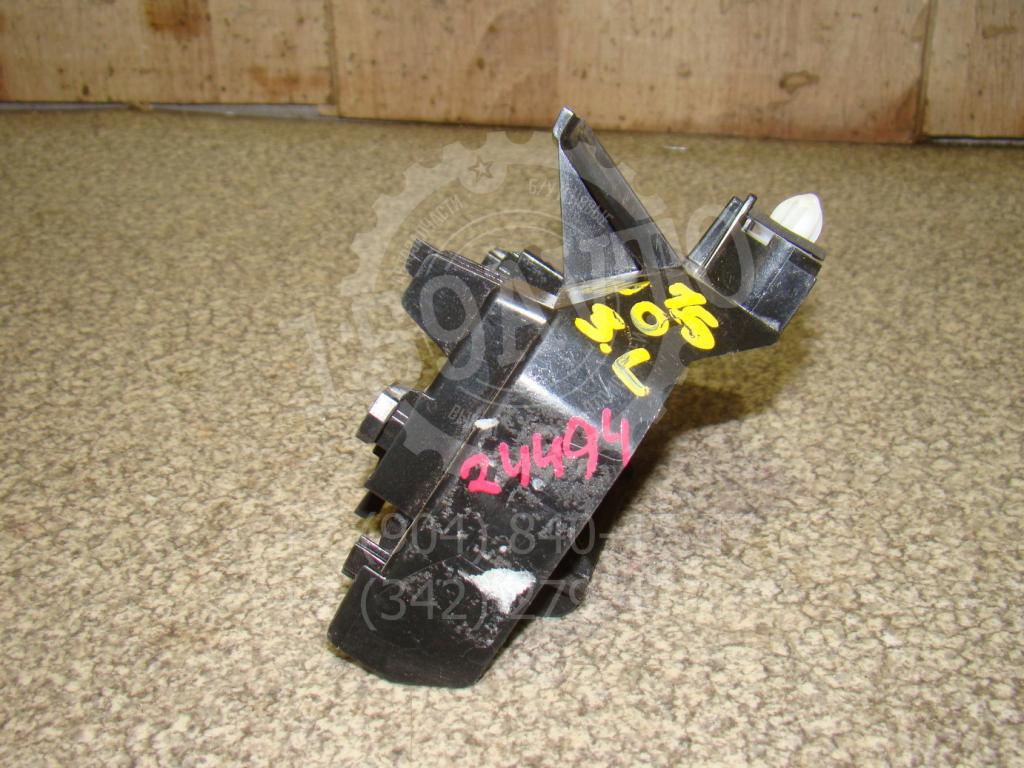 Кронштейн заднего бампера левый, 1000 рублей, Пермь