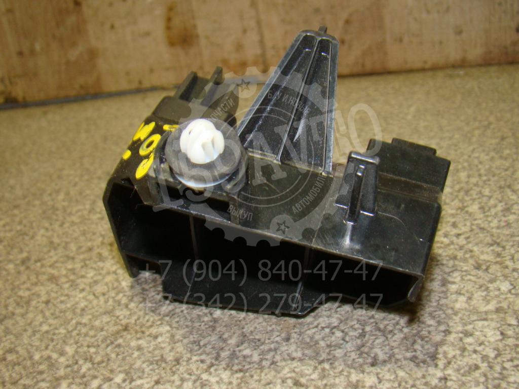 Кронштейн заднего бампера левый, 1000 рублей, Пермь