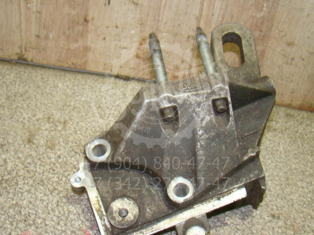 Кронштейн двигателя правый, 1300 рублей, Пермь