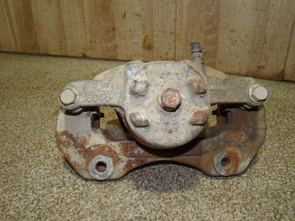 Суппорт передний правый, 2000 рублей, Пермь