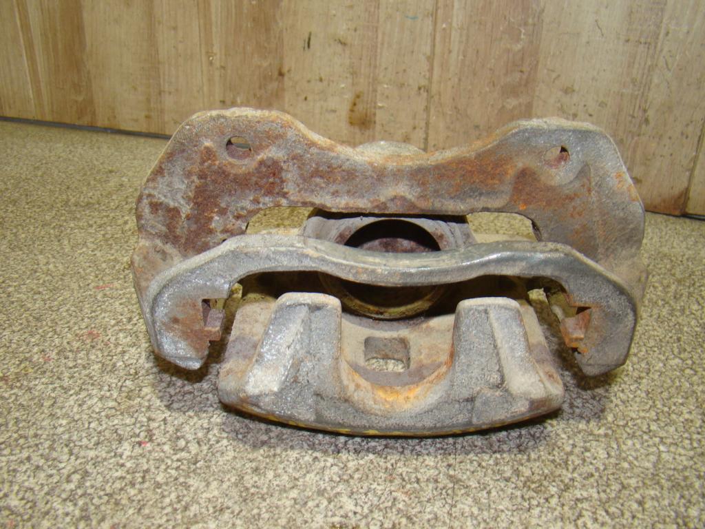 Суппорт передний правый, 2000 рублей, Пермь