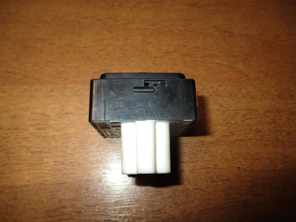 Переключатель регулировки зеркала, 500 рублей, Пермь