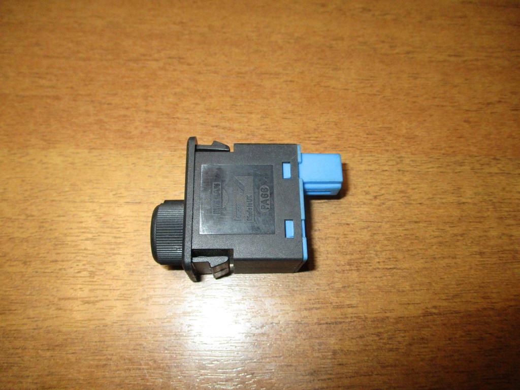 Кнопка корректора фар, 500 рублей, Пермь