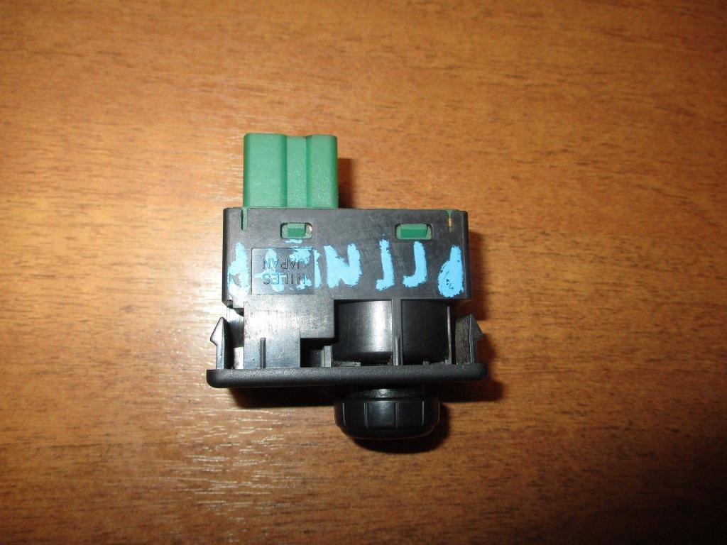 Переключатель регулировки зеркала, 500 рублей, Пермь