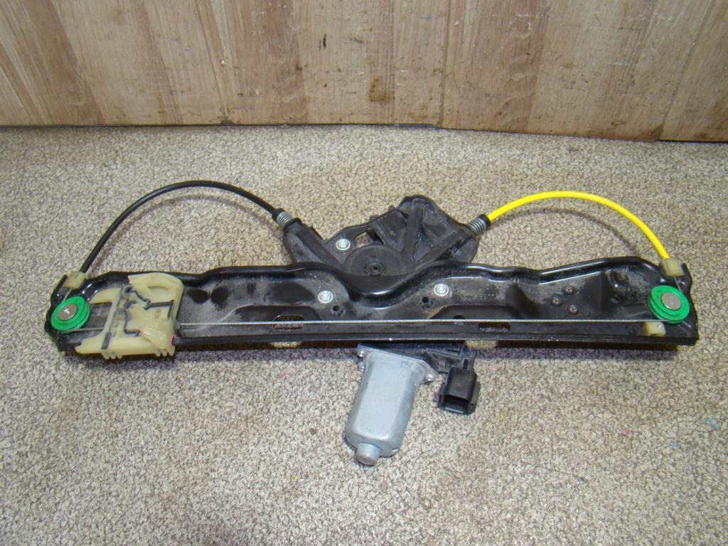 Стеклоподъемник задний правый, 2000 рублей, Пермь