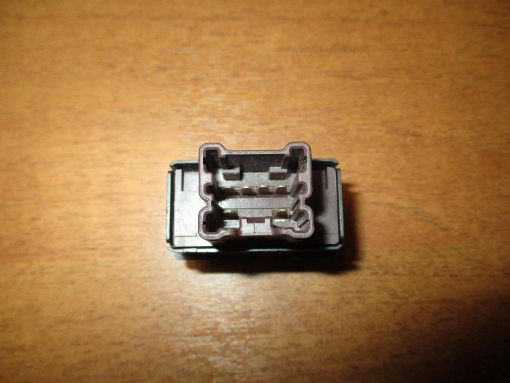 Кнопка обогрева сидений, 500 рублей, Пермь