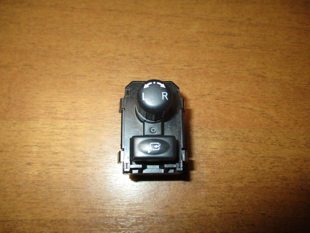 Переключатель регулировки зеркала, 500 рублей, Пермь