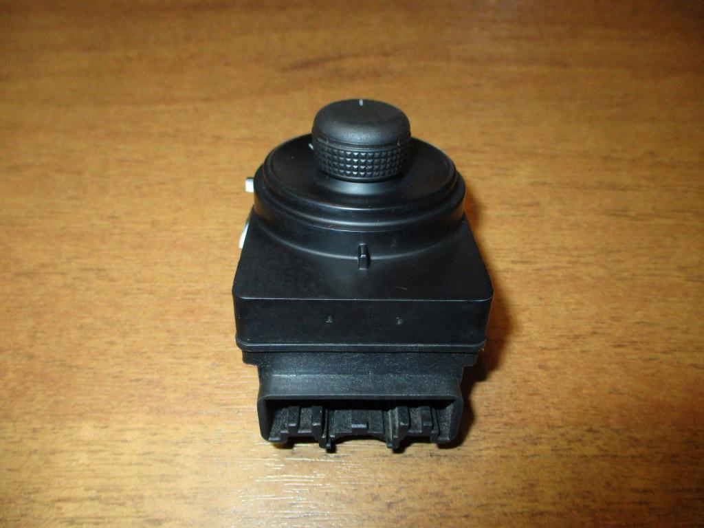 Переключатель регулировки зеркала, 550 рублей, Пермь