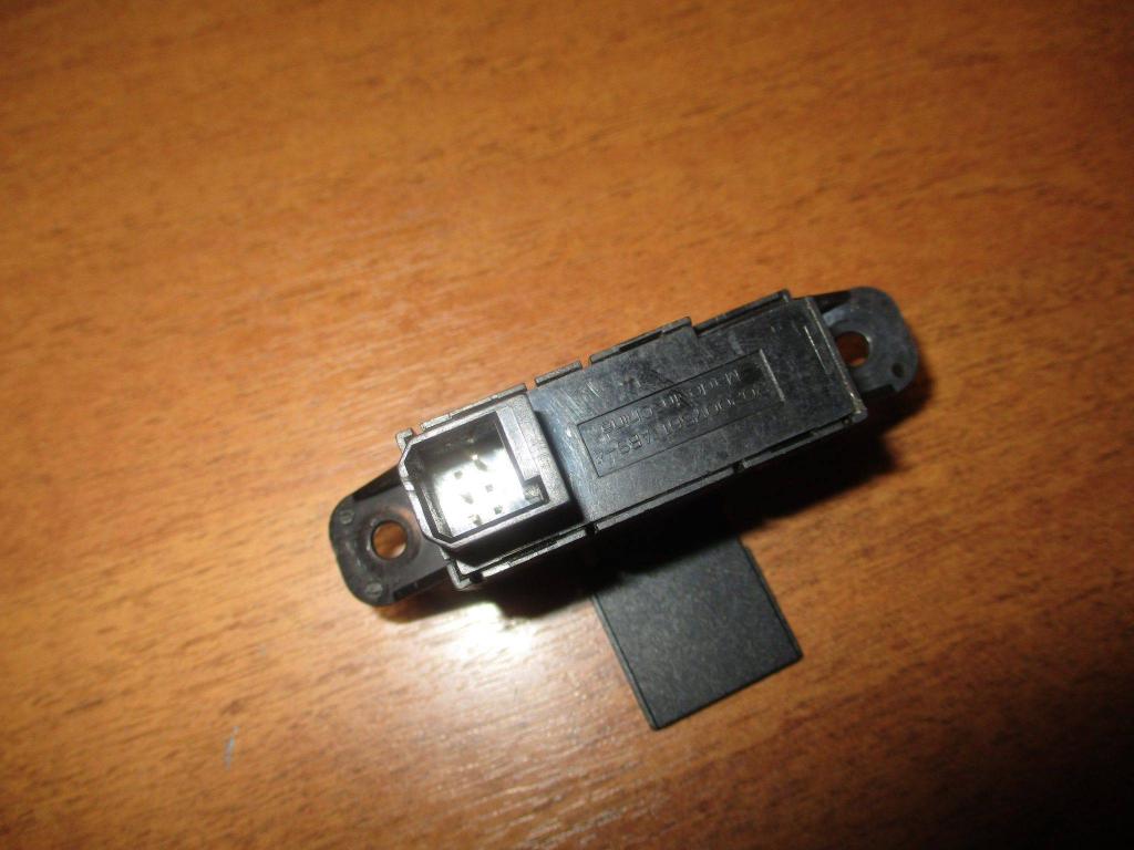 Кнопка антипробуксовочной системы, 500 рублей, Пермь