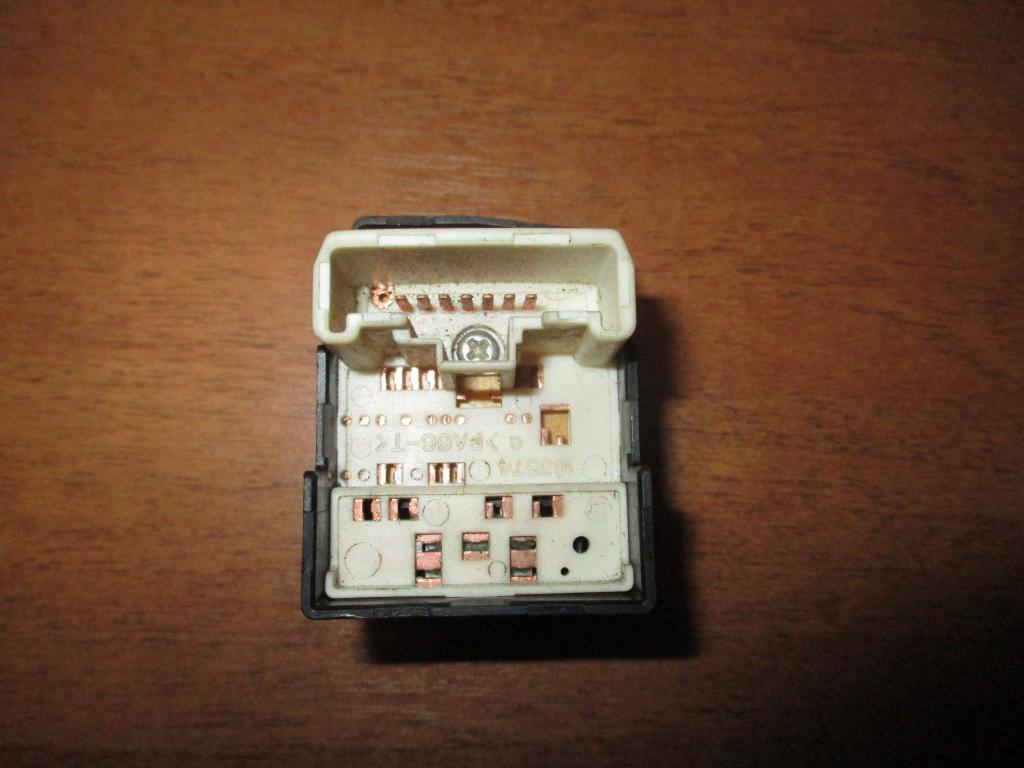 Переключатель регулировки зеркала, 500 рублей, Пермь