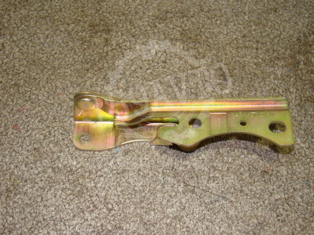 Петля капота левая, 3000 рублей, Пермь