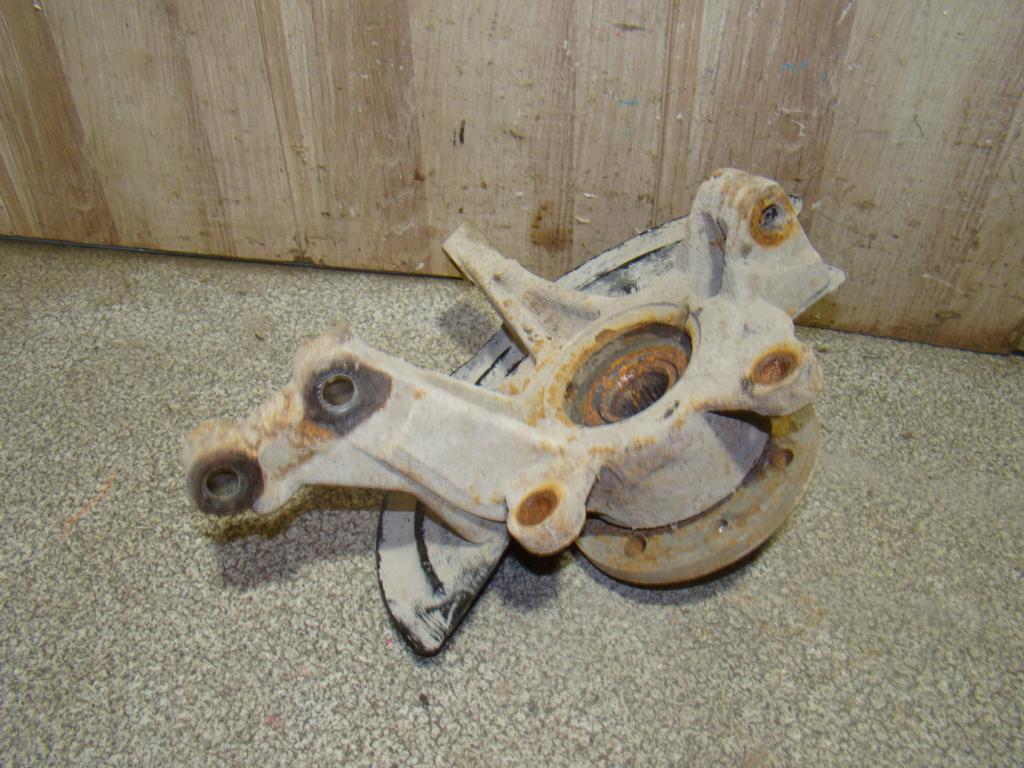 Кулак поворотный передний правый, 3500 рублей, Пермь