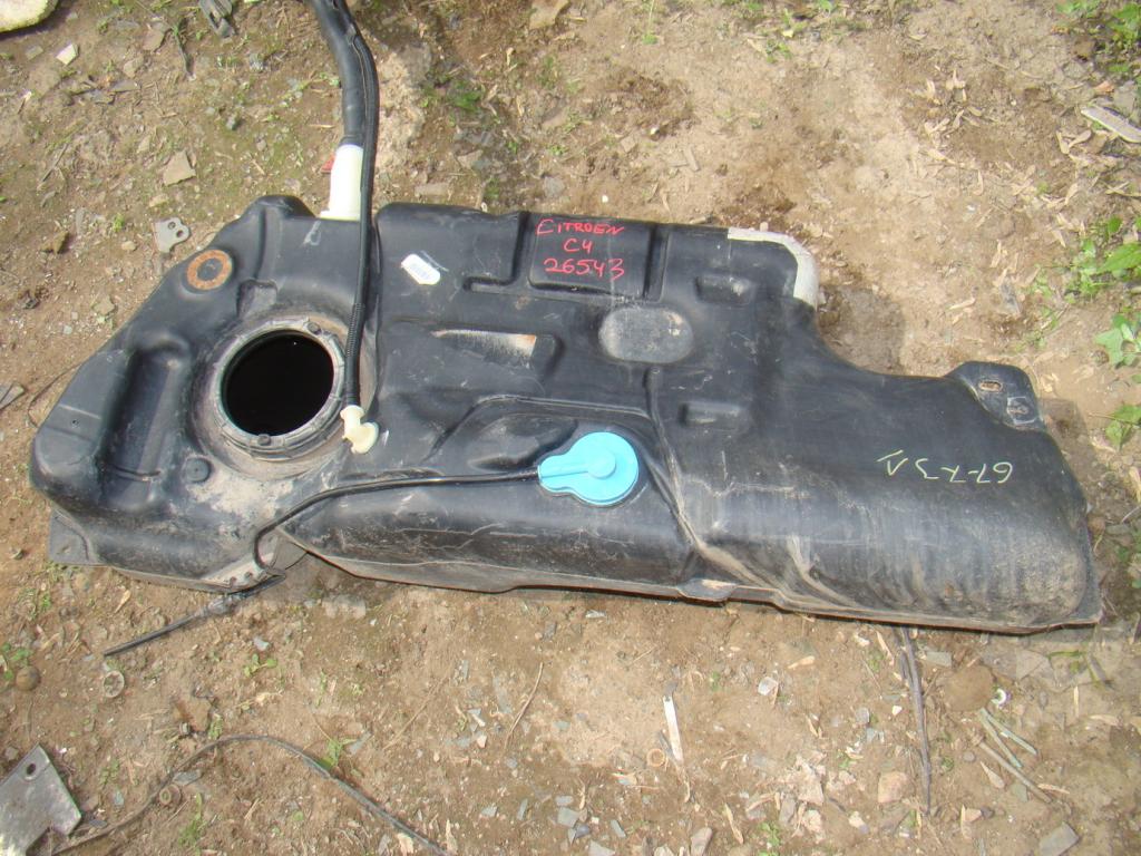 Бак топливный, 2000 рублей, Пермь