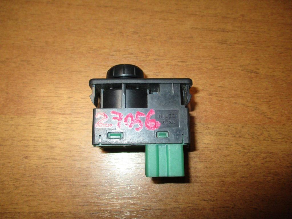 Переключатель регулировки зеркала, 500 рублей, Пермь