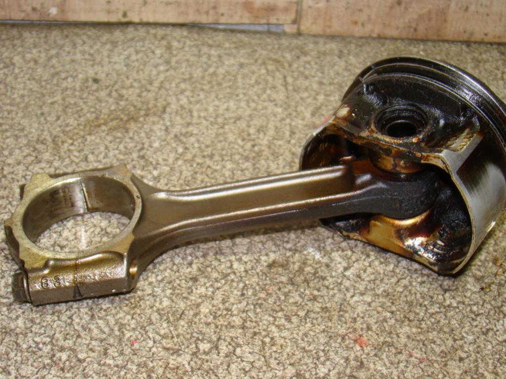 Поршень с шатуном, 2100 рублей, Пермь