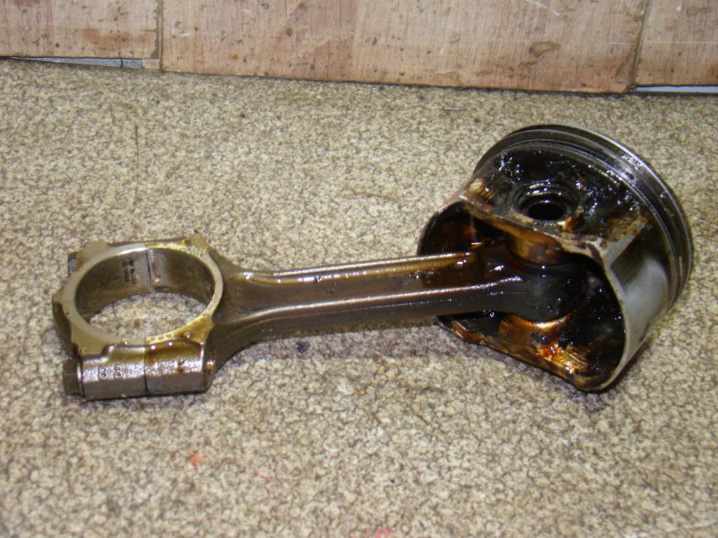 Поршень с шатуном, 2100 рублей, Пермь