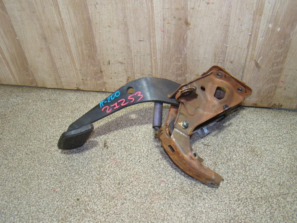 Педаль тормоза, 1000 рублей, Пермь