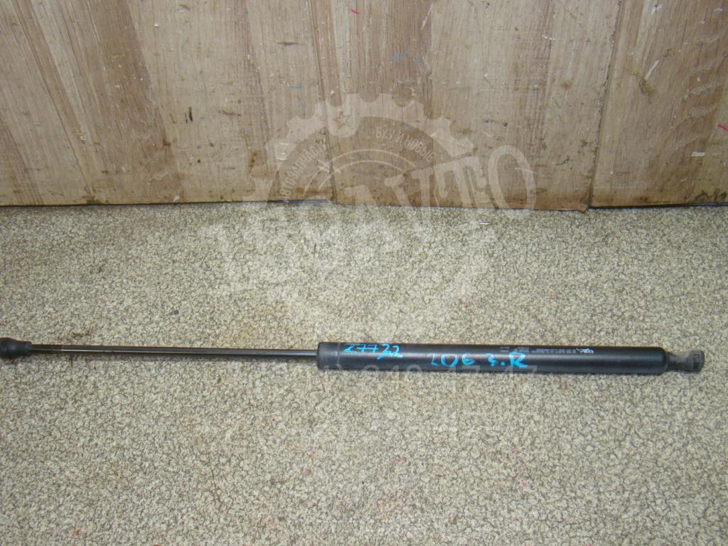 Амортизатор двери багажника, 500 рублей, Пермь