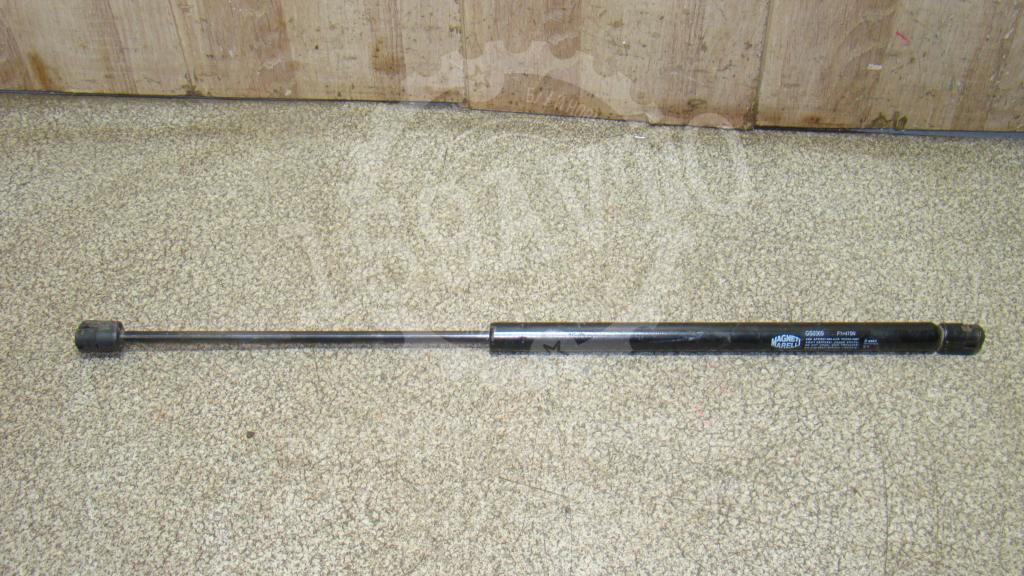 Амортизатор двери багажника, 500 рублей, Пермь