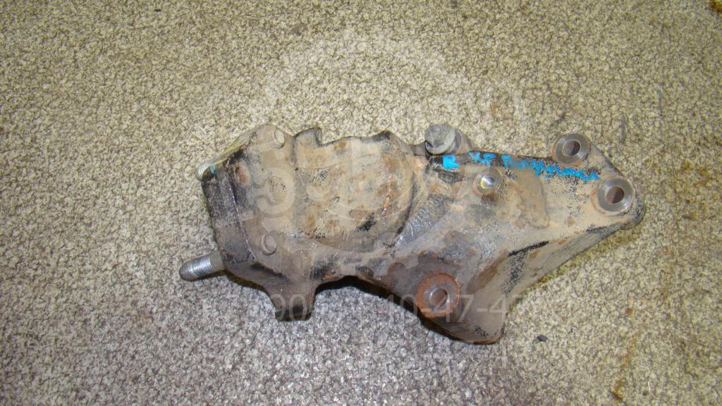 Кронштейн двигателя правый, 500 рублей, Пермь