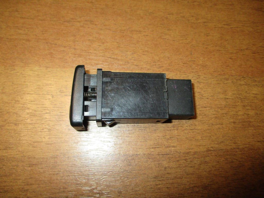 Кнопка открывания багажника, 500 рублей, Пермь