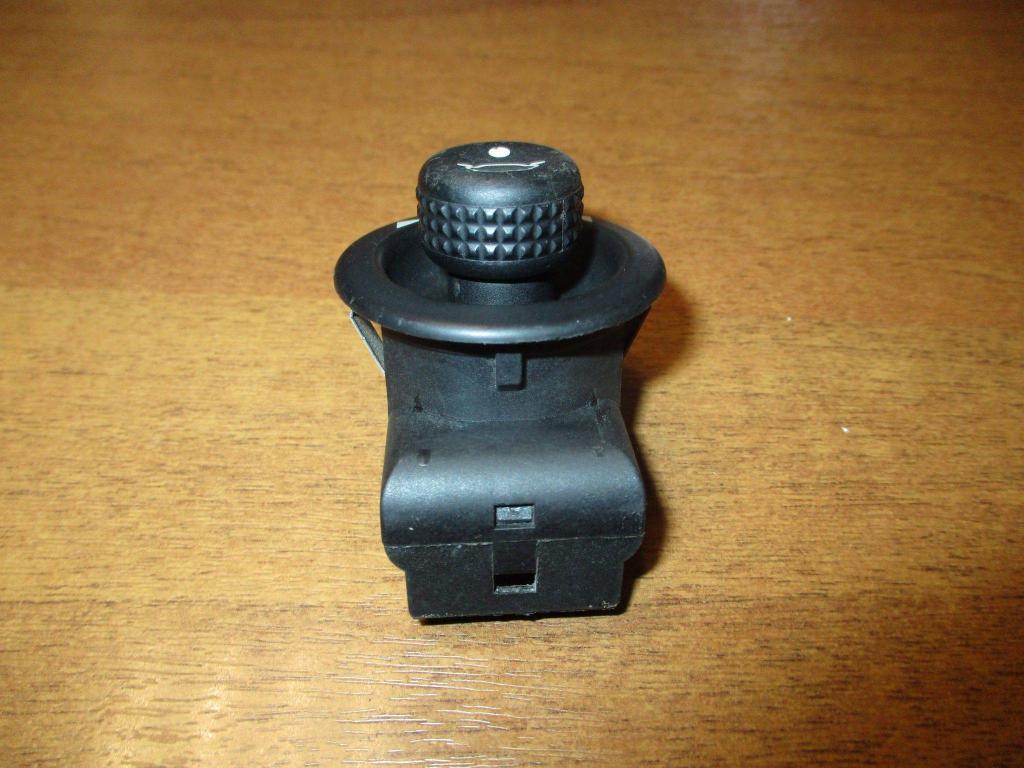 Переключатель регулировки зеркала, 500 рублей, Пермь