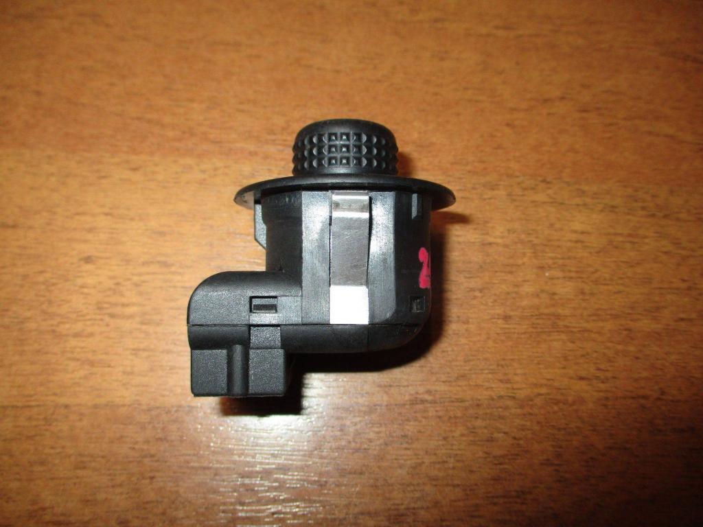 Переключатель регулировки зеркала, 500 рублей, Пермь