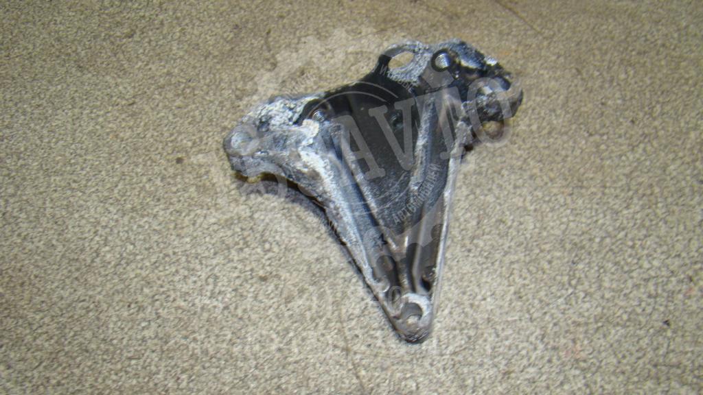 Кронштейн КПП левый, 1400 рублей, Пермь